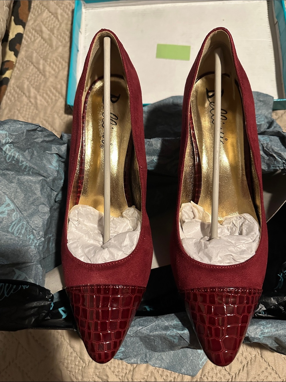Bellini Burgundy Pointed-Toe Croc-Accent Pumps